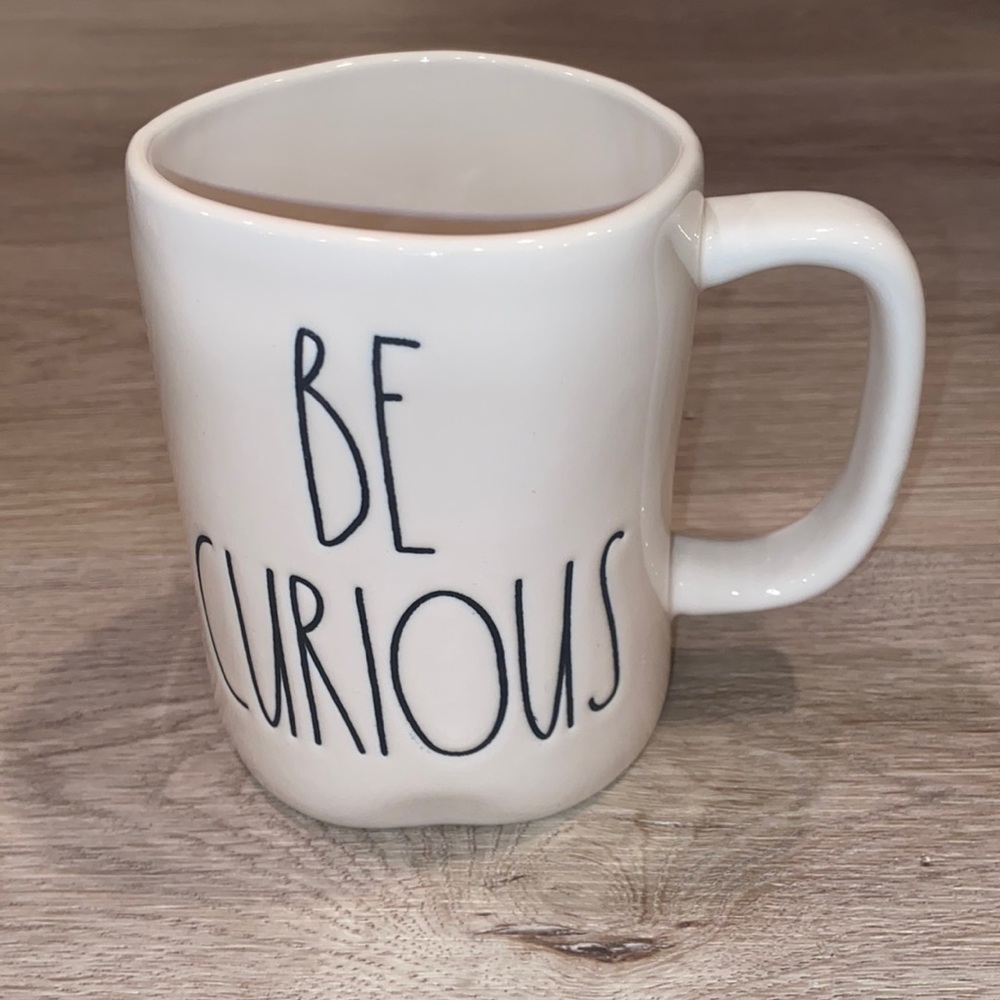 Rae Dunn Be Curious Mug